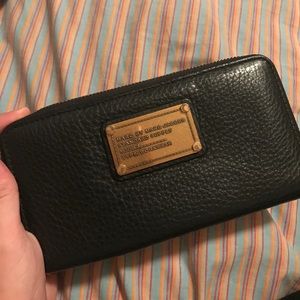 Marc Jacobs wallet